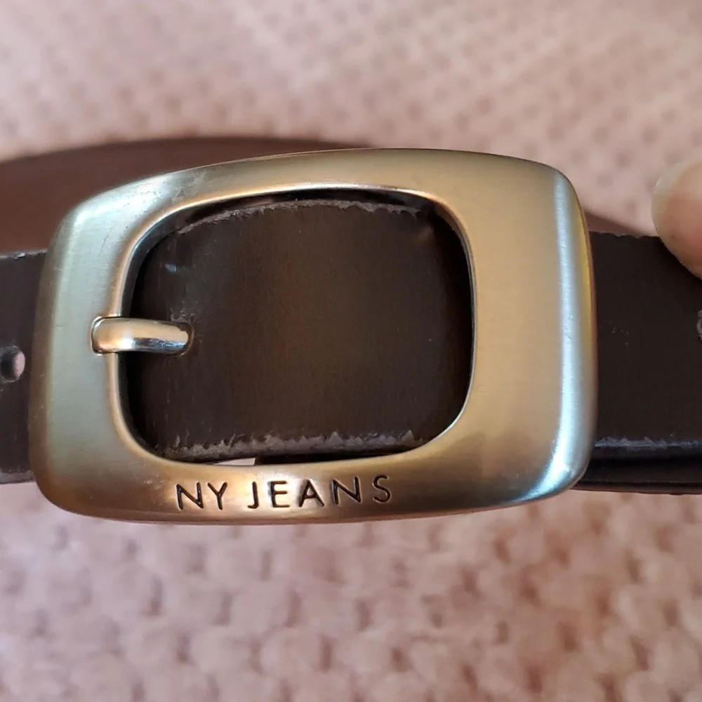 NY Jeans Leather Belt - Picture 2 of 6